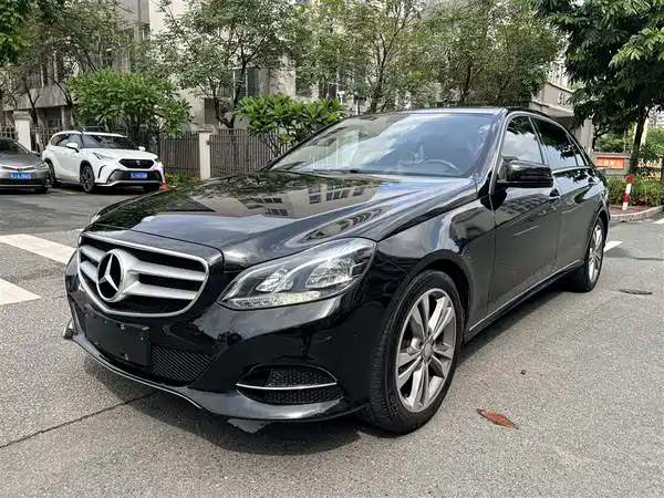 Mercedes-Benz E-Class 2015