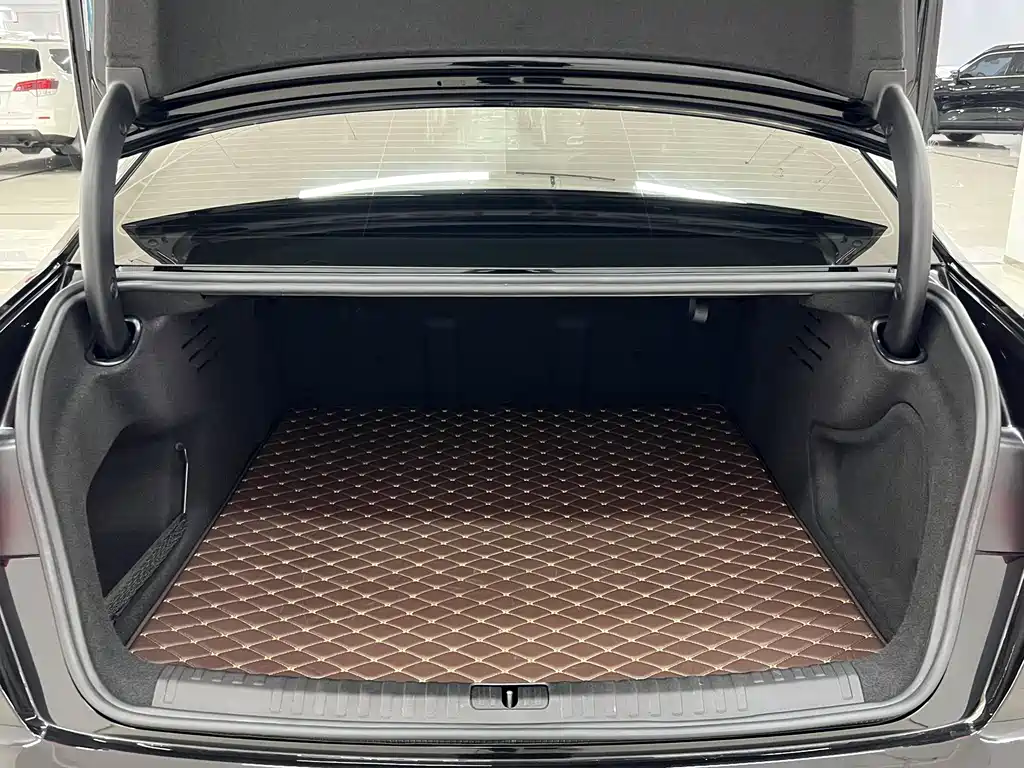 Audi A6L 2021 — фото 17