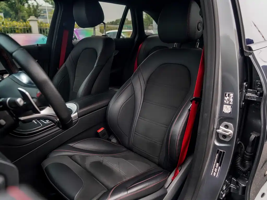 Mercedes-Benz GLC AMG 2022 — фото 11