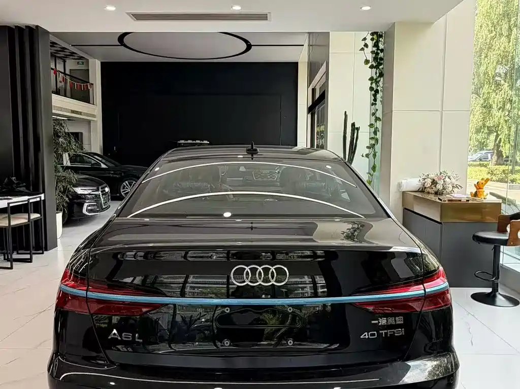 Audi A6L 2025