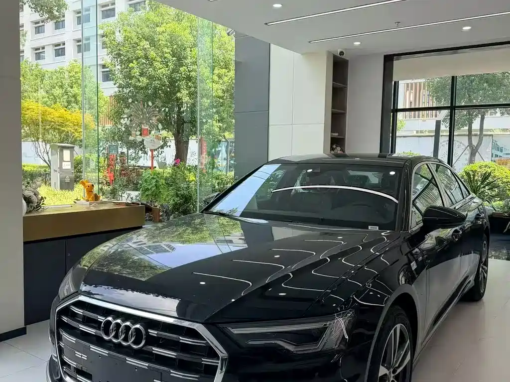 Audi A6L 2025