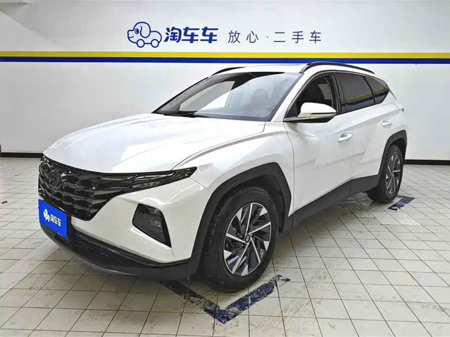Hyundai Tucson 2023 — фото 1