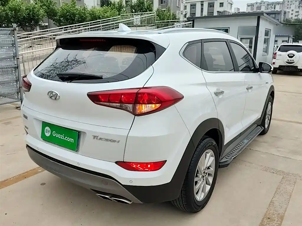 Hyundai Tucson 2018 — фото 7