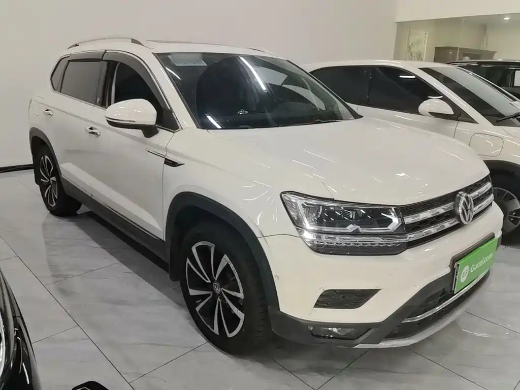 Volkswagen Tharu 2020