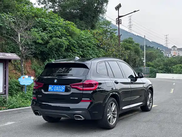 BMW X3 2021