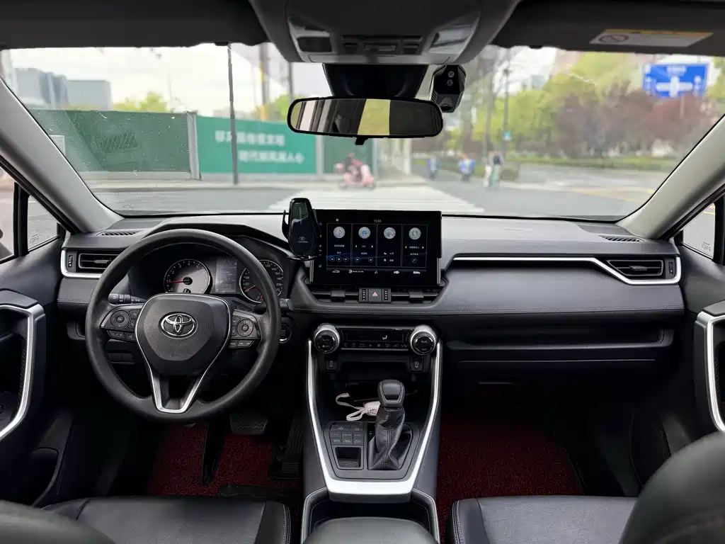 Toyota Wildlander 2020 — фото 10