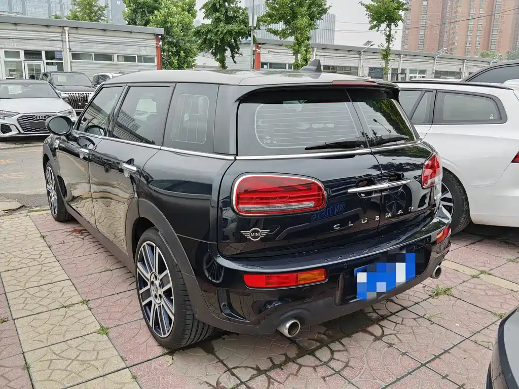 MINI Clubman 2021 — фото 12