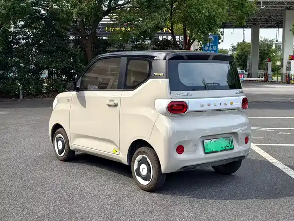 Wuling Hongguang MINIEV 2025