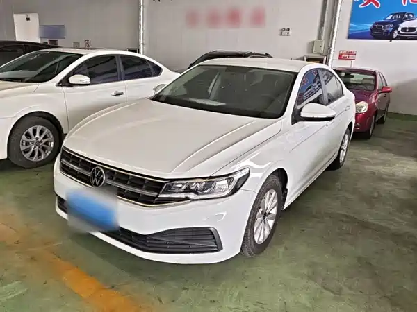 Volkswagen Bora 2021