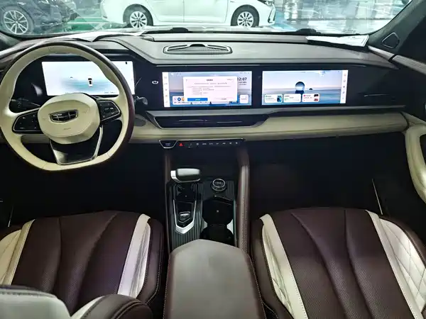 Geely Xingyue L 2025