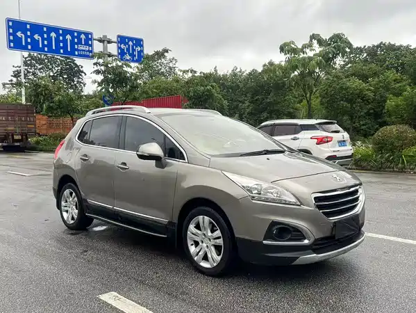 Peugeot 3008 2015