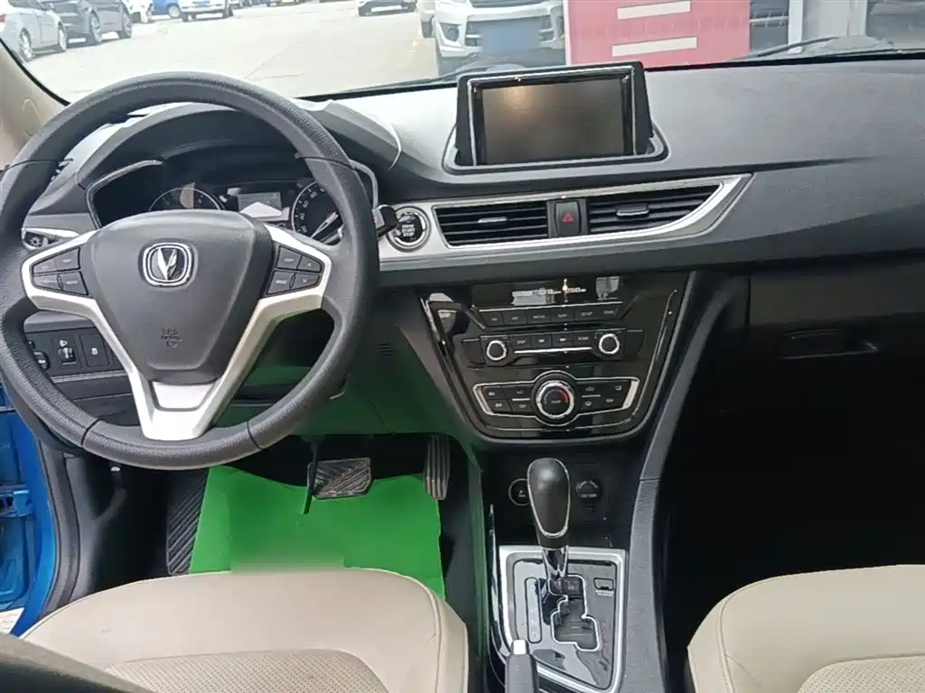 Changan V7 2015 — фото 10