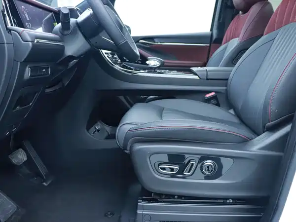 GAC Trumpchi M8 2024