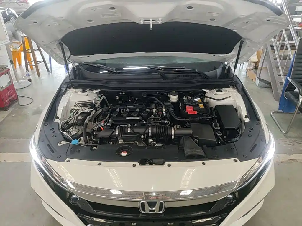 Honda Accord 2020 — фото 20