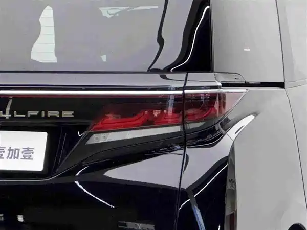 Toyota Vellfire 2025