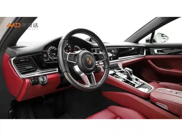 Porsche Panamera 2019