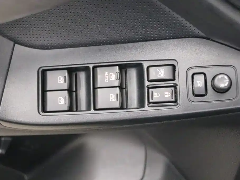 Subaru Forester 2015 — фото 13