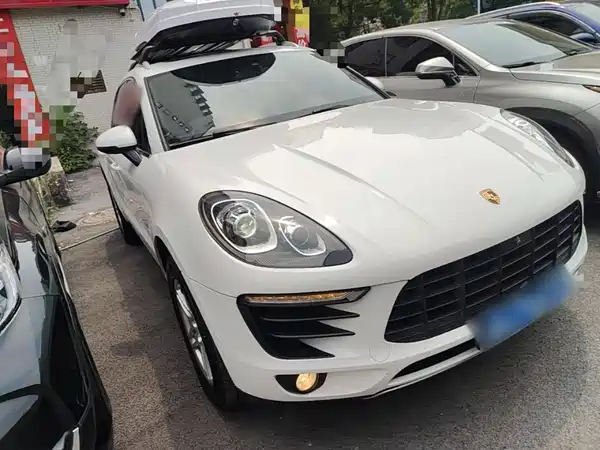 Porsche Macan 2016