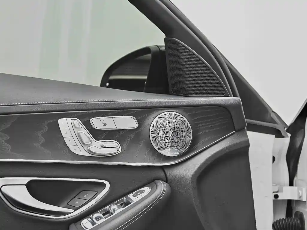Mercedes-Benz C-Class 2021 — фото 32
