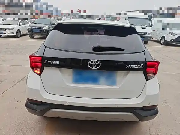 Toyota Yaris L 2020