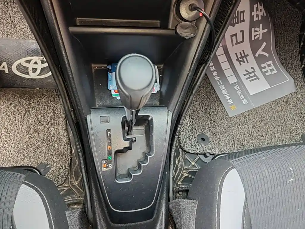 Toyota Yaris L 2020 — фото 14