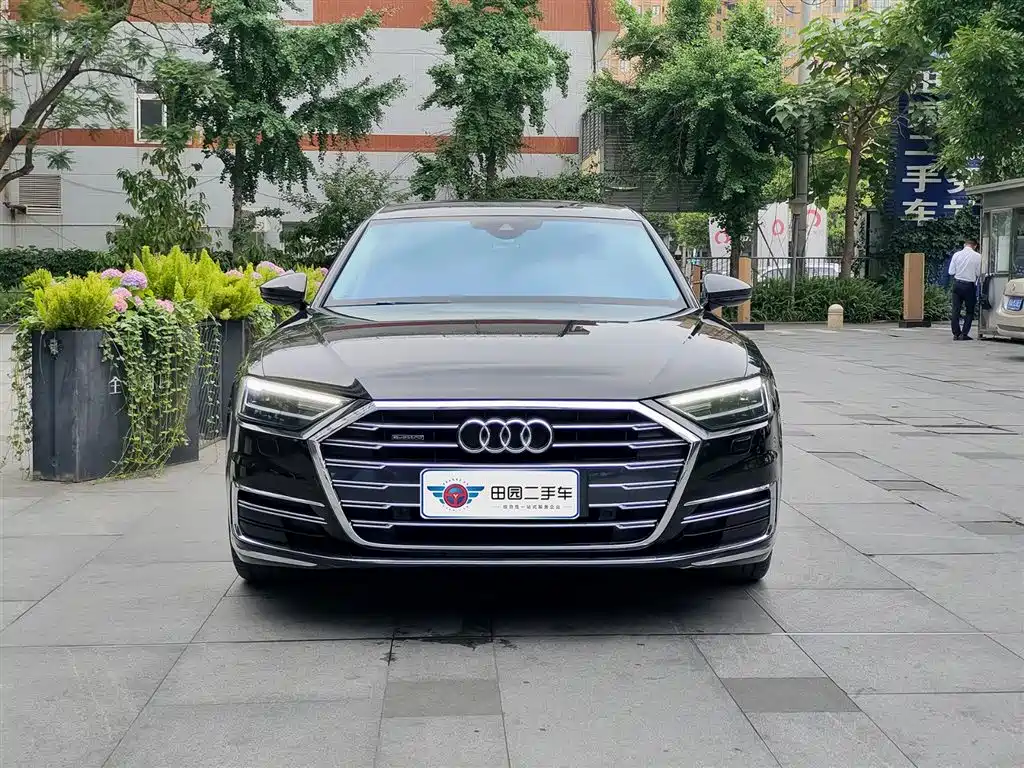 Audi A8 2021