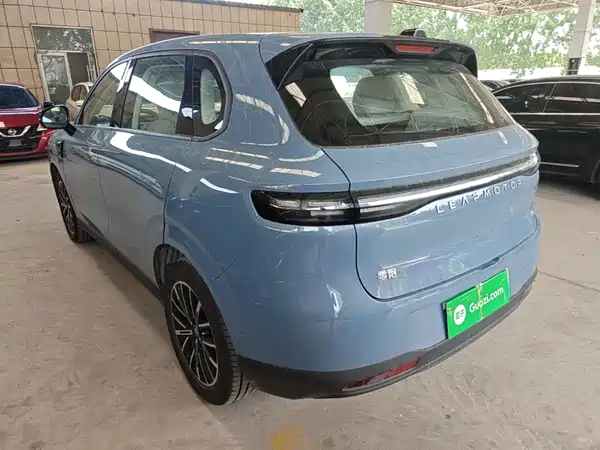 Leapmotor B10 2025
