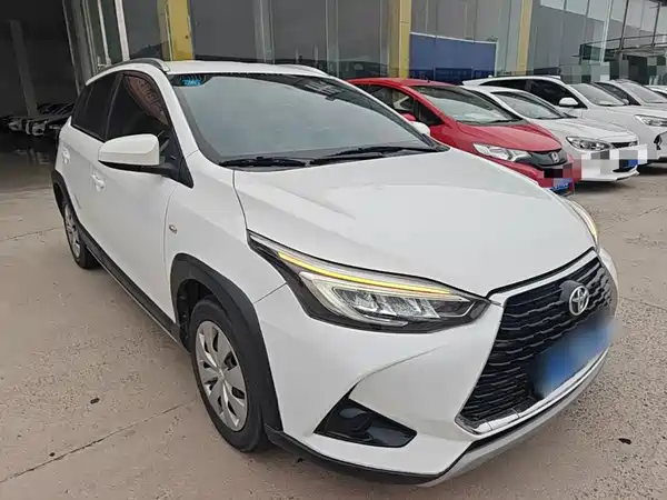 Toyota Yaris L 2020