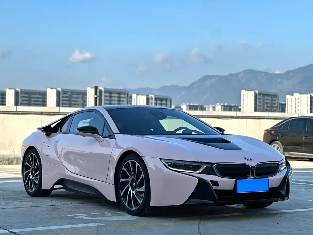 BMW i8 2016 — фото 4