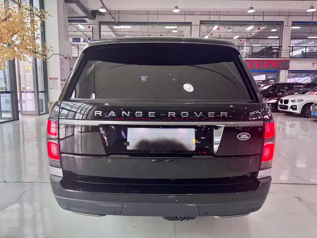 Land Rover Range Rover 2021 — фото 9