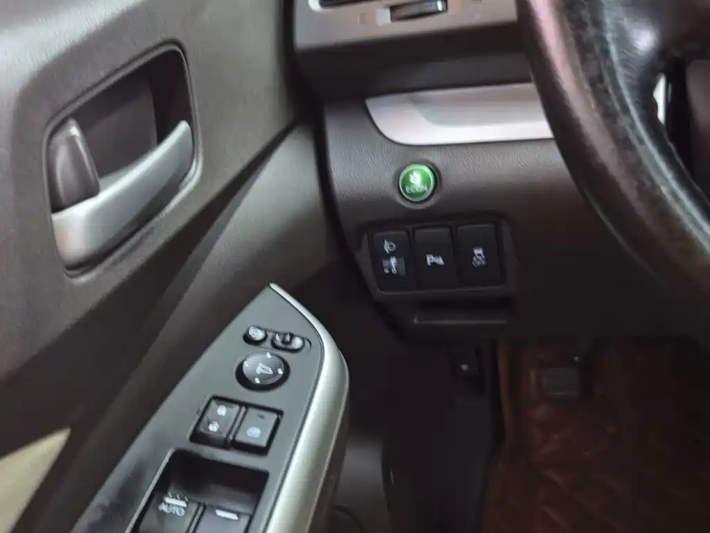 Honda CR-V 2015 — фото 15