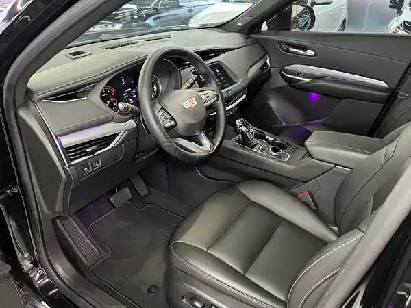 Cadillac XT4 2023