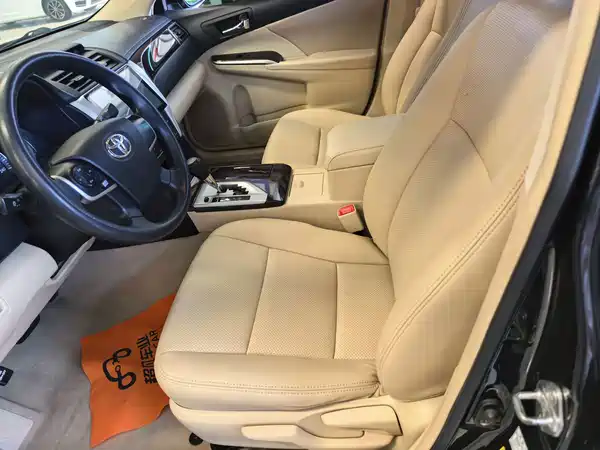 Toyota Camry 2015