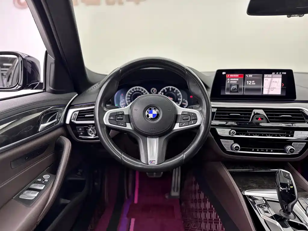 BMW 5 Series 2019 — фото 4