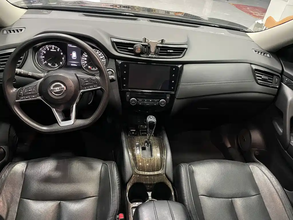 Nissan X-Trail 2019 — фото 12