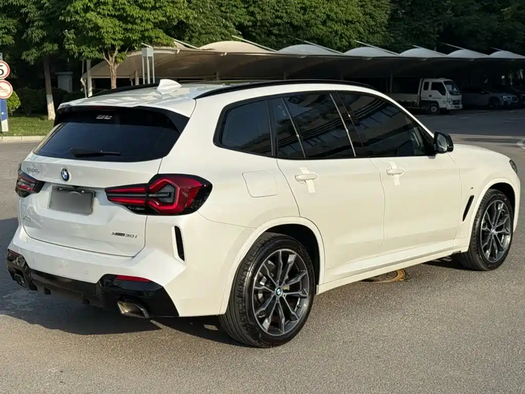 BMW X3 2022 — фото 9