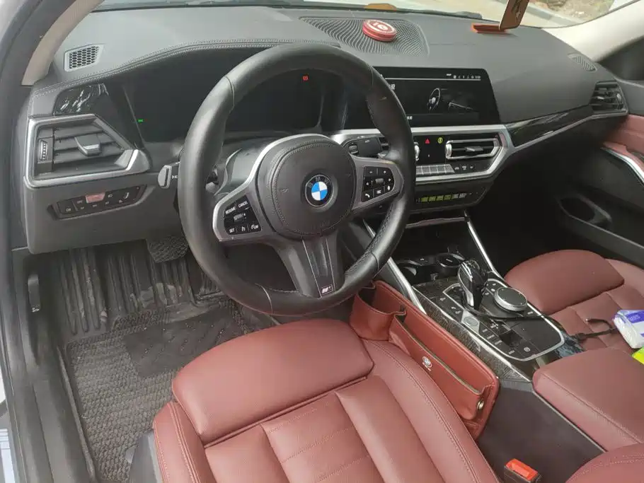 BMW 3 Series 2021 — фото 12