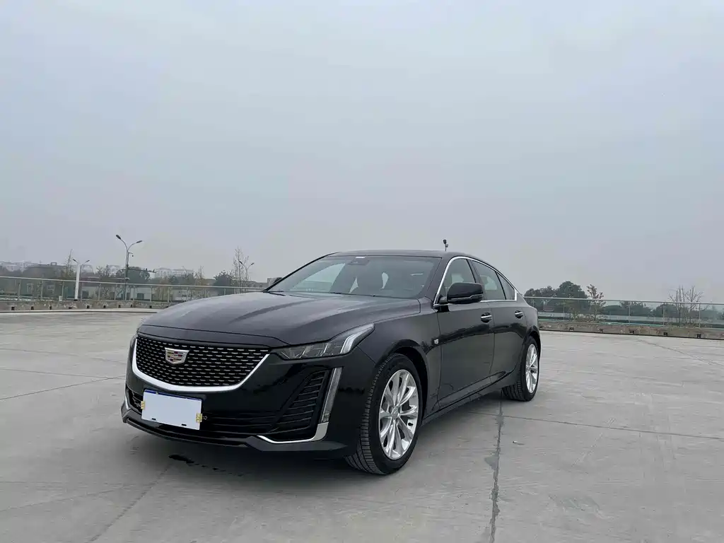 Cadillac CT5 2023 — фото 1