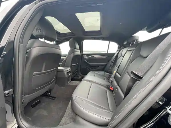 Cadillac CT5 2023