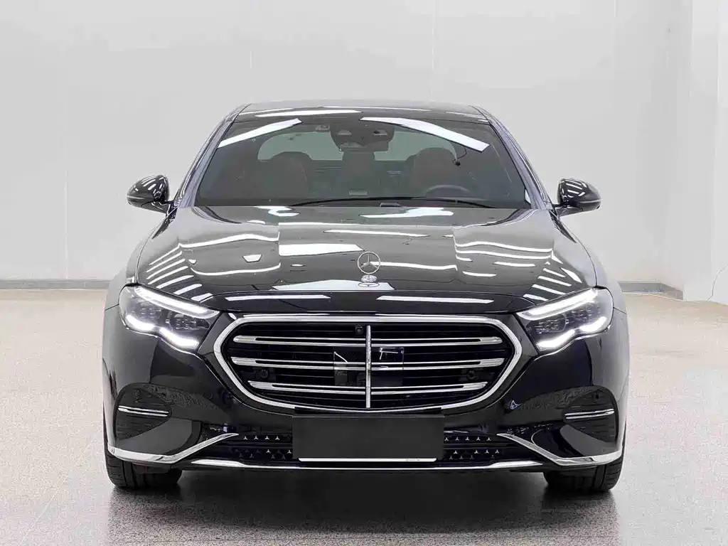 Mercedes-Benz E-Class 2025