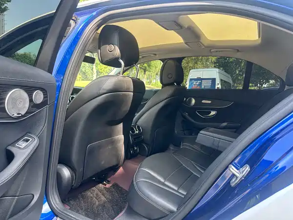 Mercedes-Benz C-Class 2021