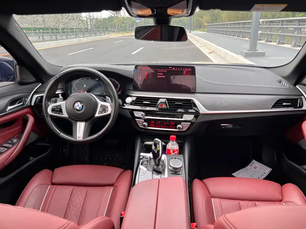 BMW 5 Series 2022