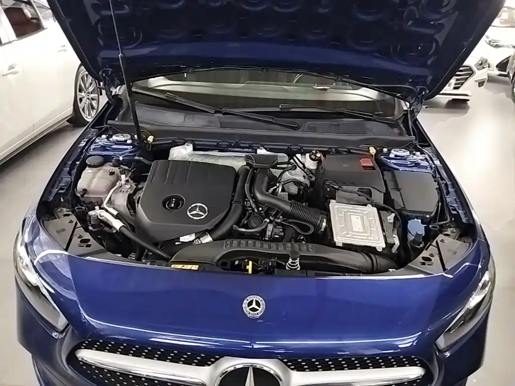 Mercedes-Benz A-Class 2020 — фото 20