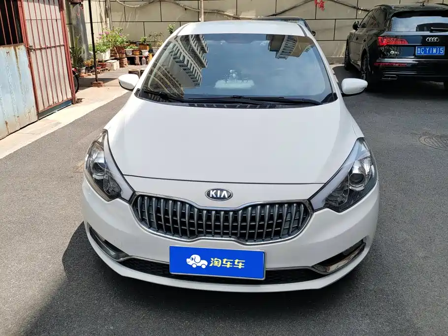 Kia K3 2015