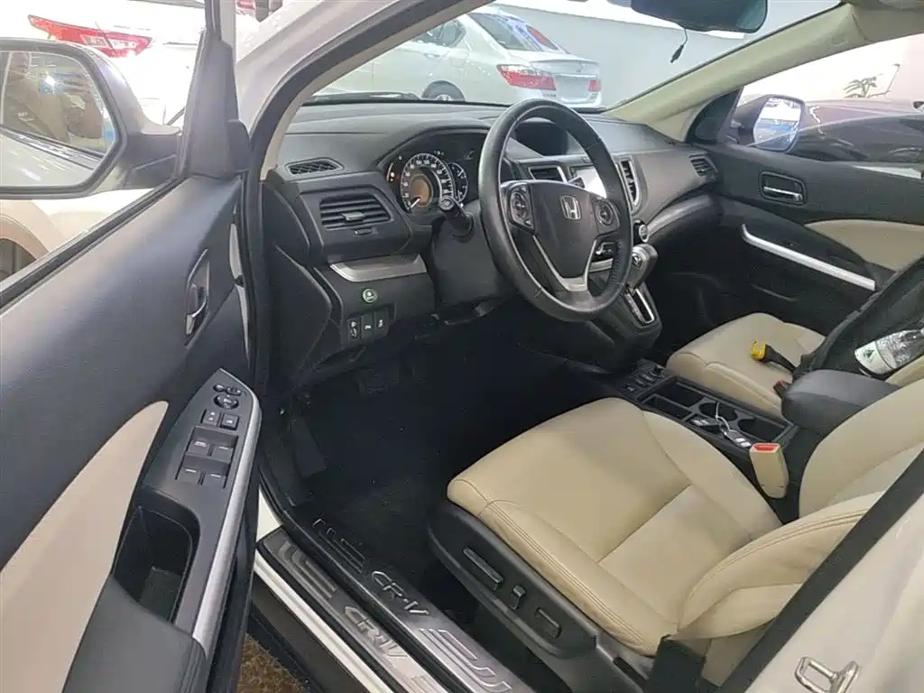 Honda CR-V 2015 — фото 12