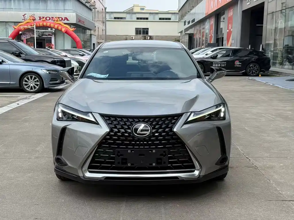 Lexus UX 2023 — фото 2
