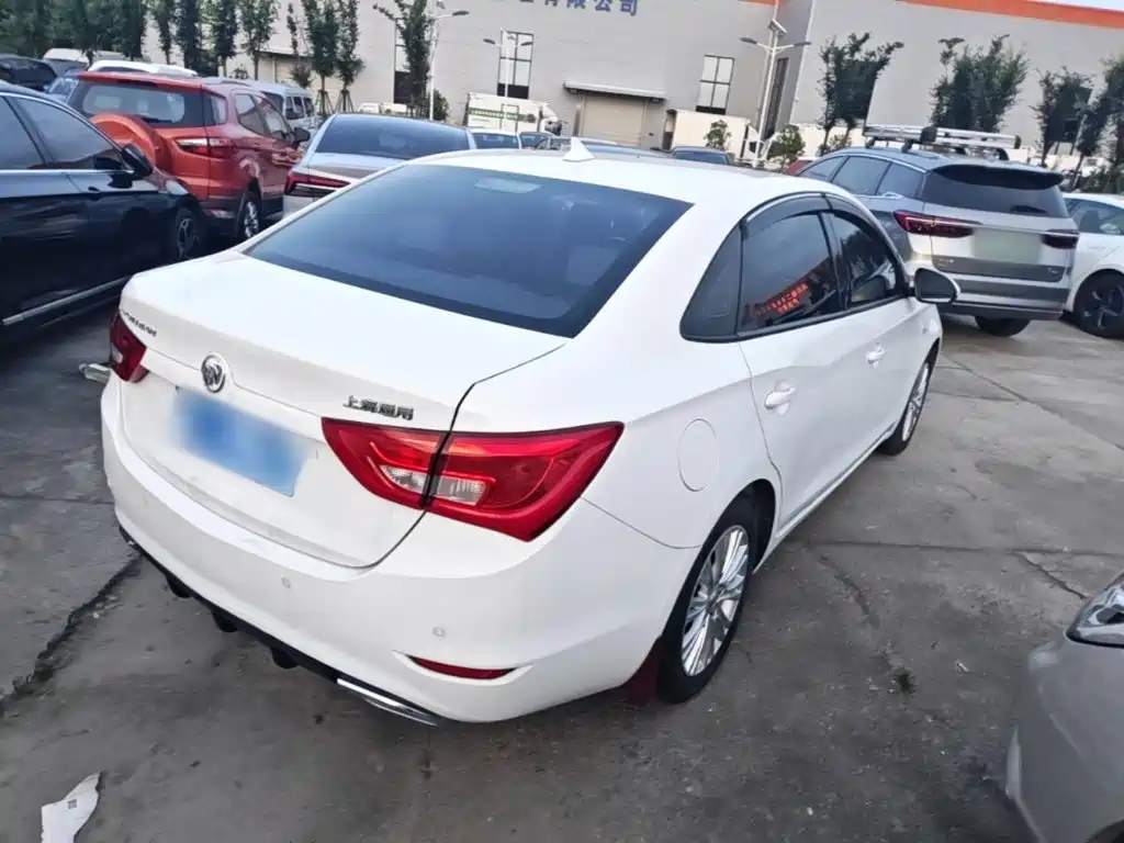 Buick Excelle 2016