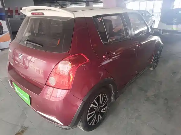 Suzuki Swift 2015
