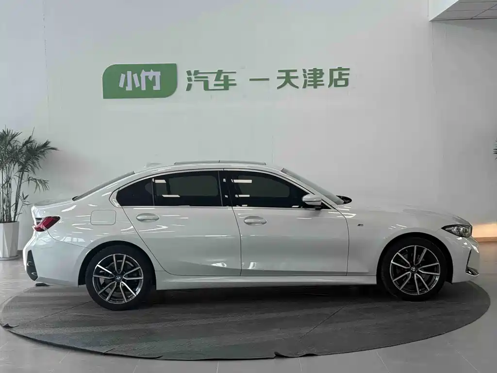 BMW 3 Series 2023