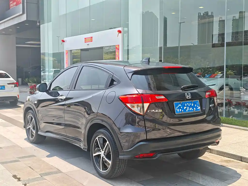 Honda Vezel 2021 — фото 9